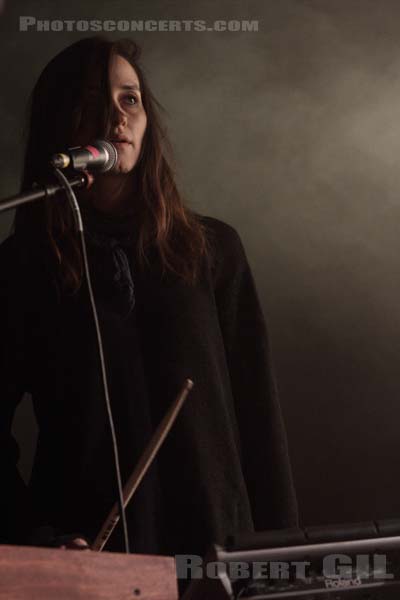 WARPAINT - 2014-01-20 - PARIS - Trabendo - 